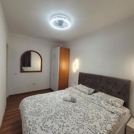 Golden Stars Apartment Arad Ngoại thất bức ảnh
