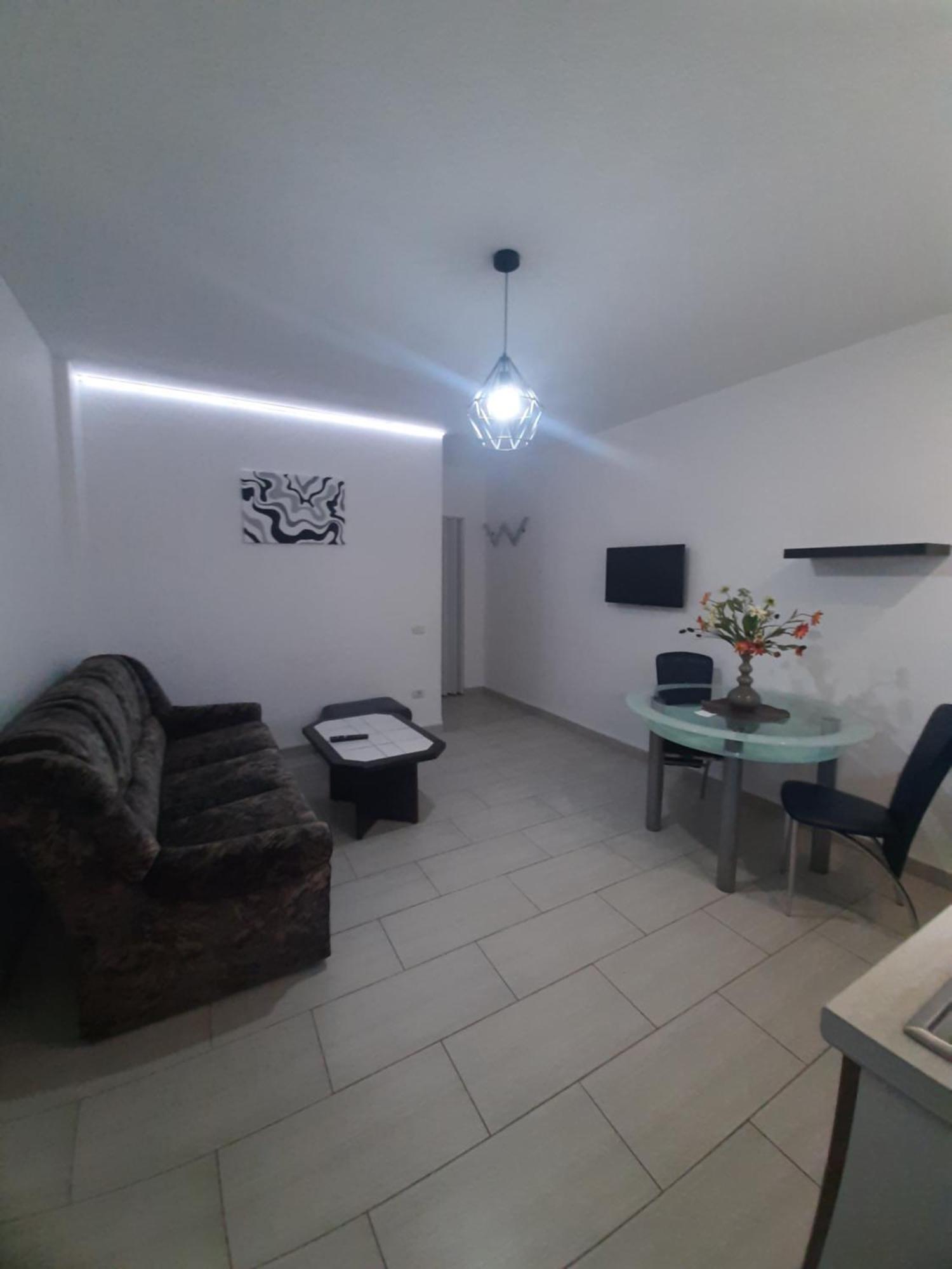 Golden Stars Apartment Arad Ngoại thất bức ảnh